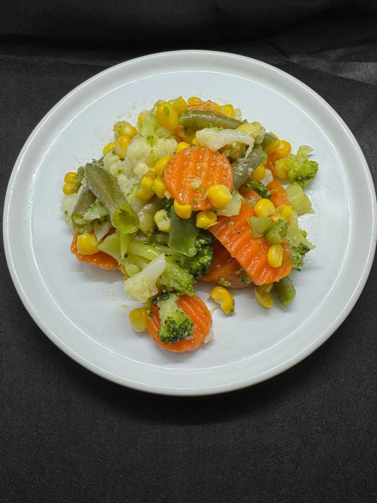Üretim ve Servis: Meze ve Salatalar (9)